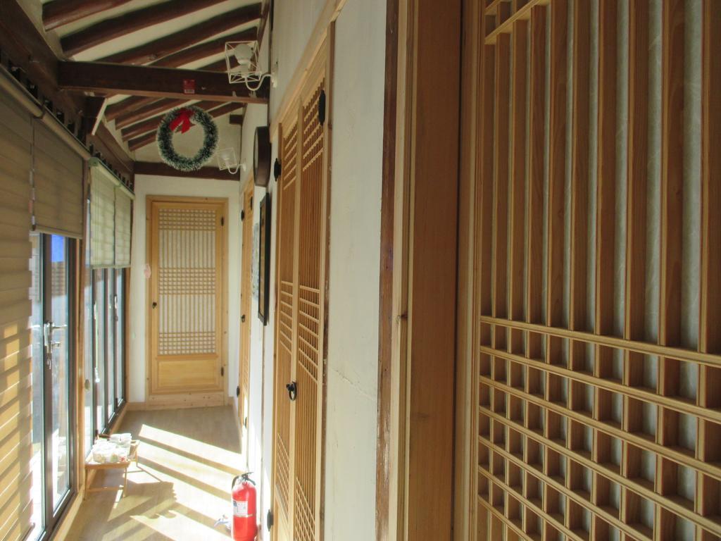 ホテル ロマンチック モクポ 木浦市 部屋 写真